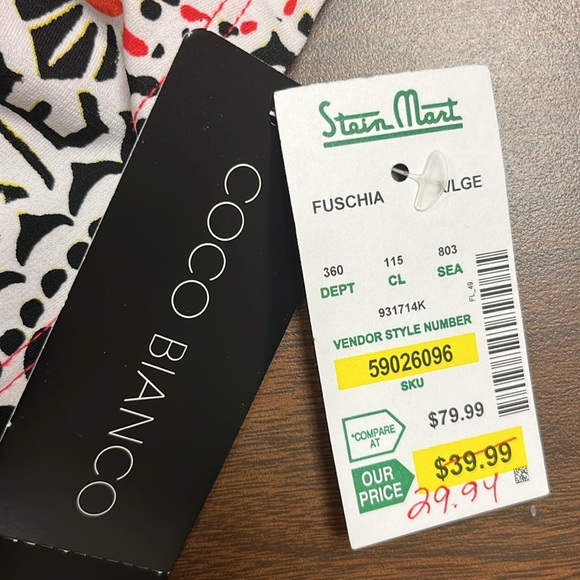 Coco Bianco cold shoulder top, size XL, NWT - Picture 11 of 13